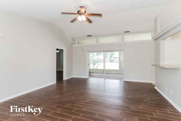 2857 Jennifer Dr - Photo 3 of 16