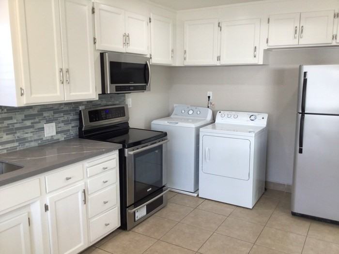 3679 Camden Ave - Photo 3 of 37