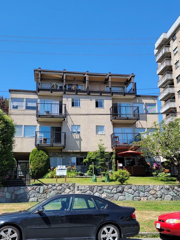 Carnarvon Apartments 215 Carnarvon St, New Westminster, BC V3L 1B7