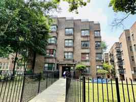 featured image of 33 S Munn Ave #4F