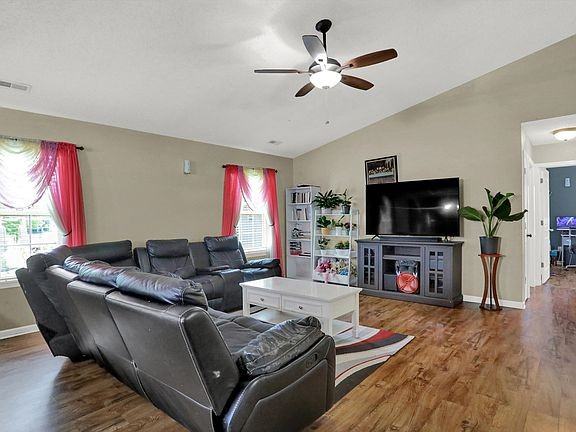 6143 Spire Pl #NA - Photo 2 of 4