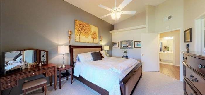 10675 Cherry Hills Drive - Photo 2 of 20