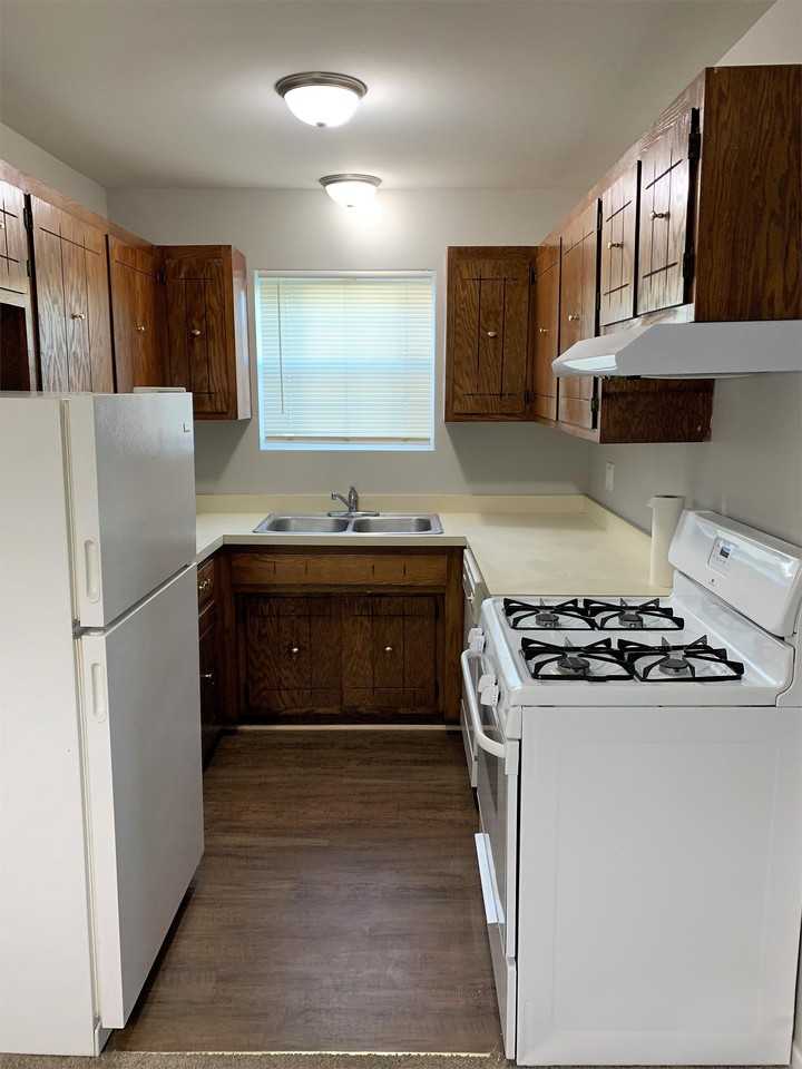 510 Meadowbrook Ln #3 - Photo 3 of 12