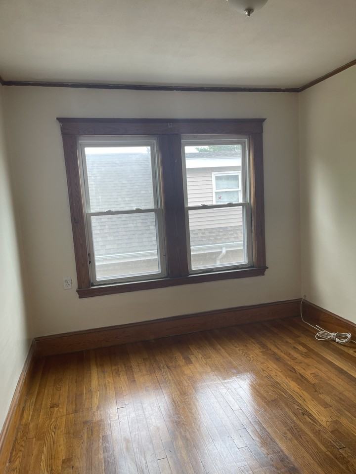 53 Gibson St #3 - Photo 2 of 4