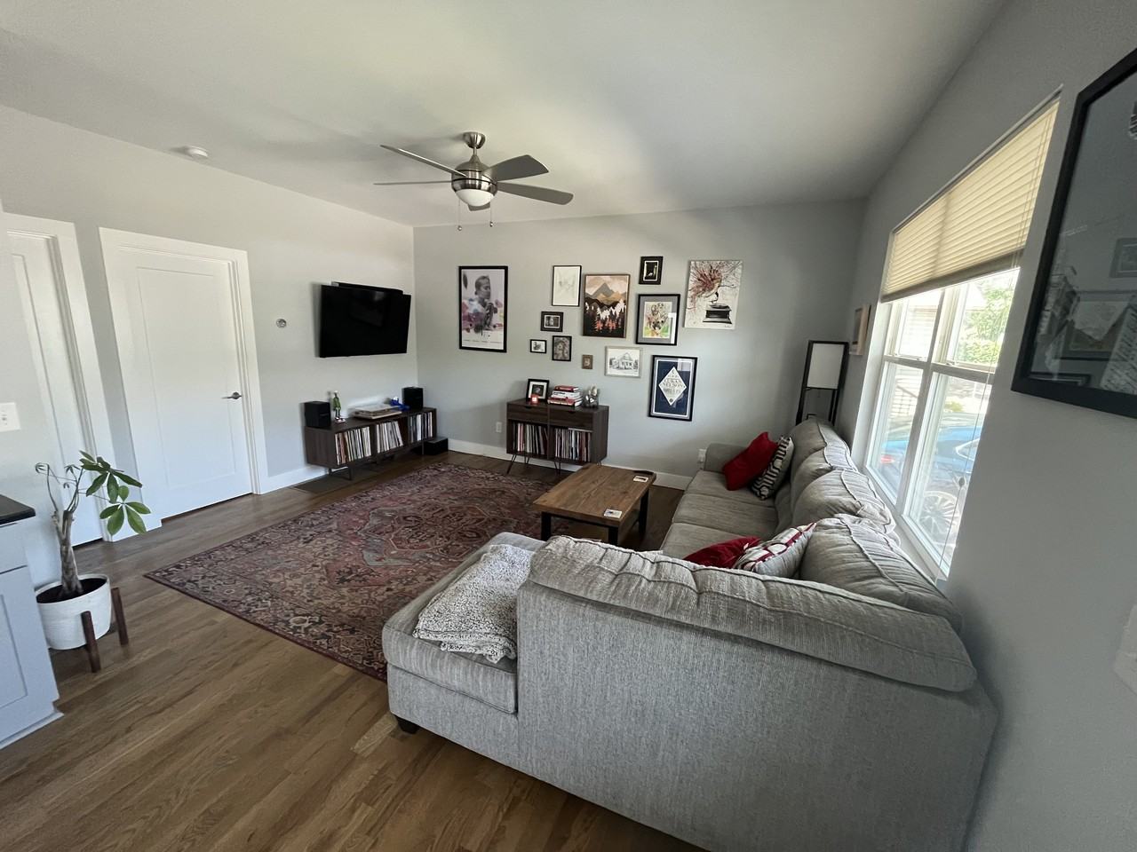 2505 Emmett Ave #NA - Photo 2 of 13