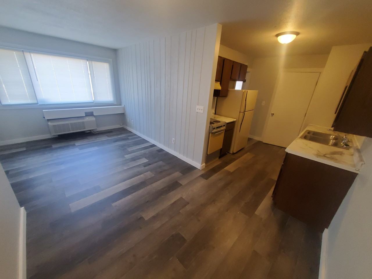 1719 La Crescent St #149