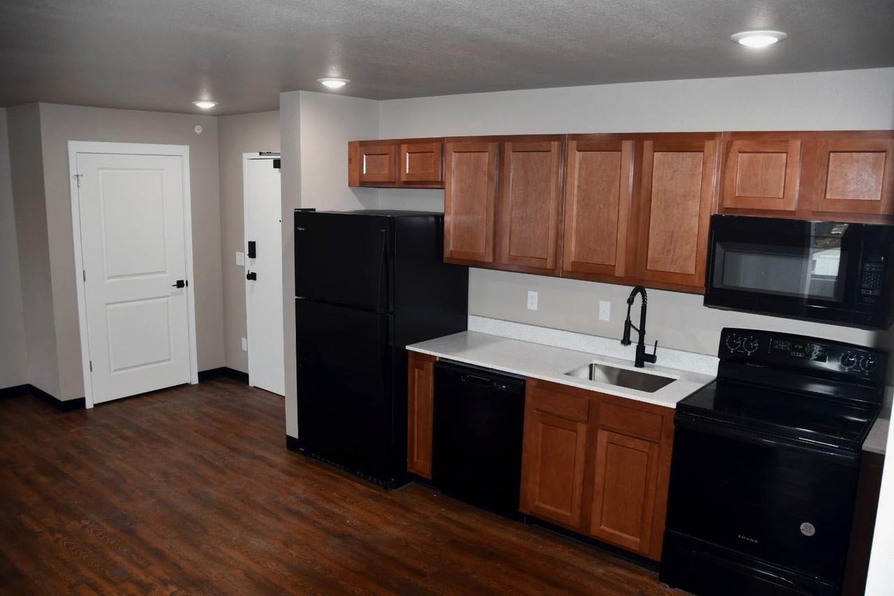 1808 South 7th AvenueApt. 76 - Photo 7 of 8