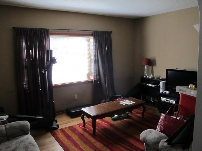 20 Pearl St - Photo 2 of 8