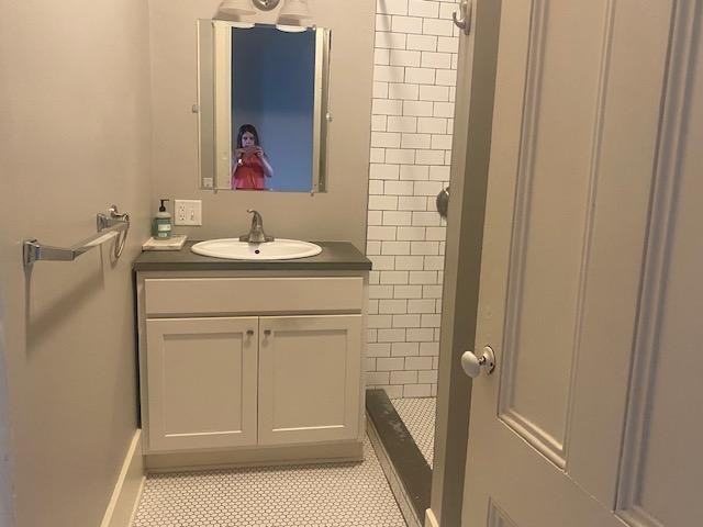 152 Gibbs St - Photo 3 of 11