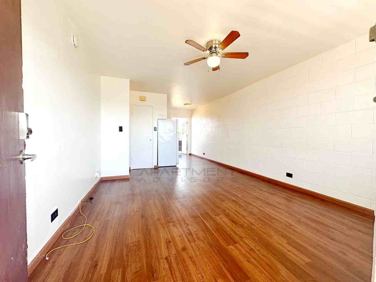 1435 Middle St #302 - Photo 3 of 15