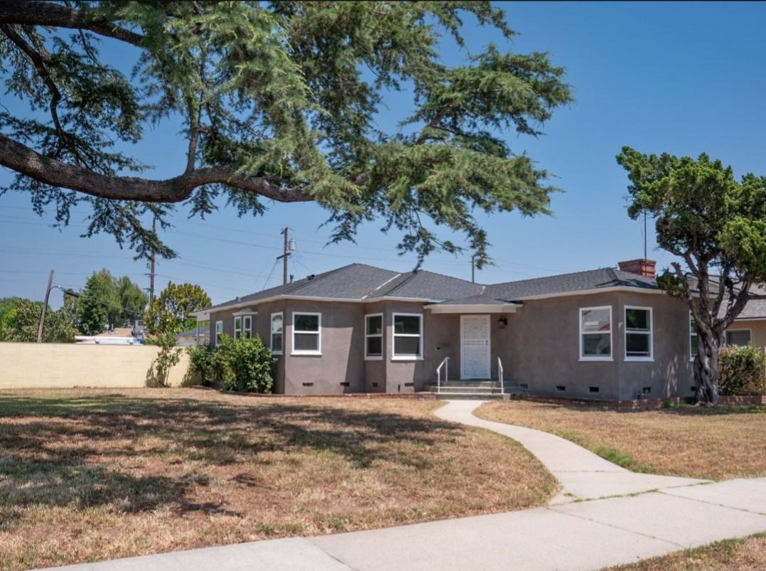 796 Bilton Way #NA - Photo 3 of 17