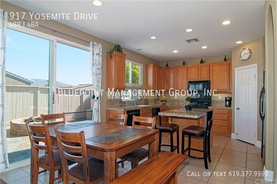 917 Yosemite Dr - Photo 2 of 22