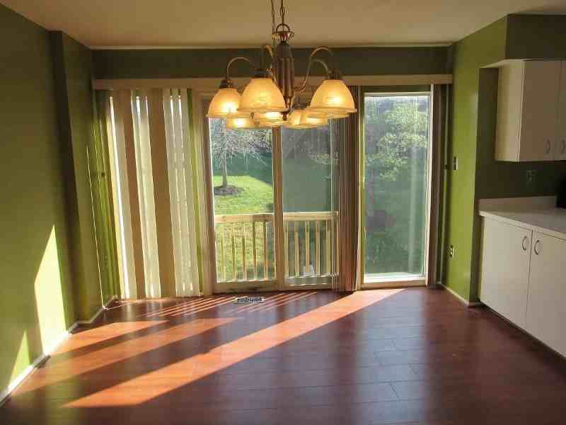 7734 Chatfield Ln - Photo 5 of 37