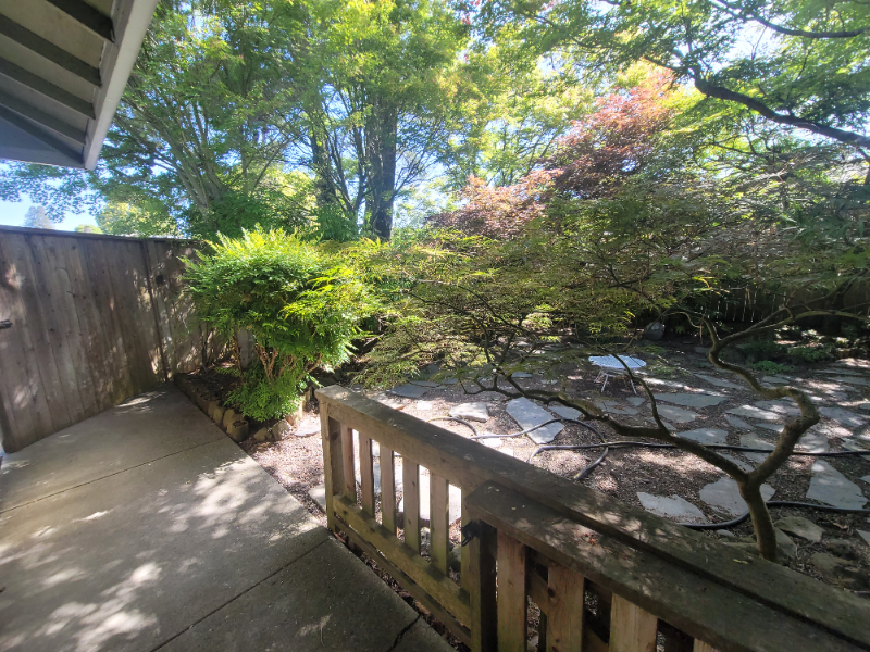 2416 Dixie Pl - Photo 3 of 24