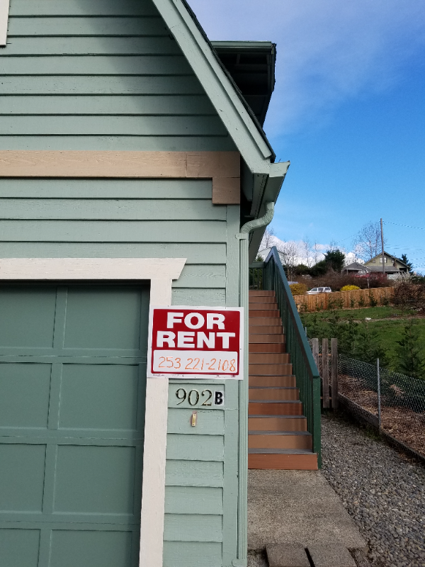 902B 15th Ave - Photo 2 of 8