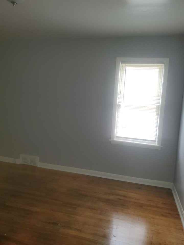 12840 Grandmont Ave #1 - Photo 5 of 15