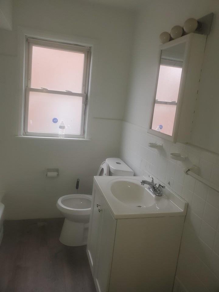 12840 Grandmont Ave #1 - Photo 6 of 15