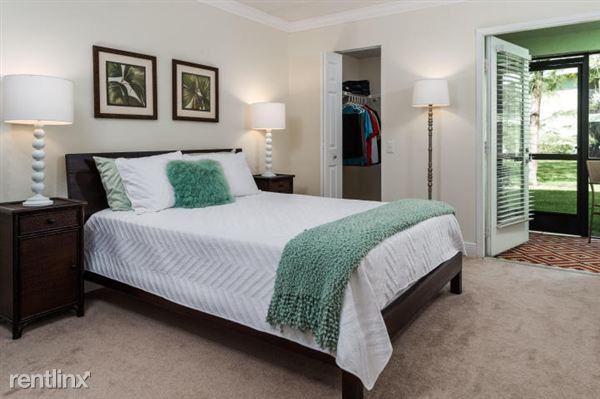 Forest Hill Boulevard - Photo 2 of 10