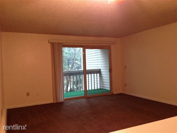 Madrona Park Villa Apartments - Photo 3 of 20