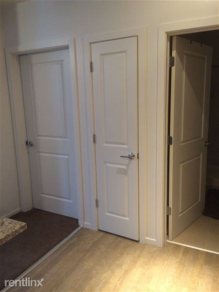 76 Rittenhouse Pl - Photo 2 of 15