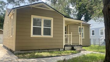 featured image of 5228 Sunderland Road #1