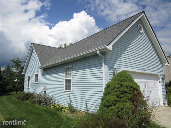 6111 Hedgerow Cir - Photo 2 of 19