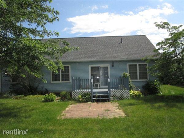 6111 Hedgerow Cir - Photo 3 of 19