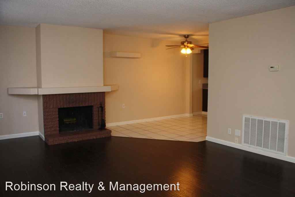 269 Greenbriar Townhouse Way - Photo 2 of 33