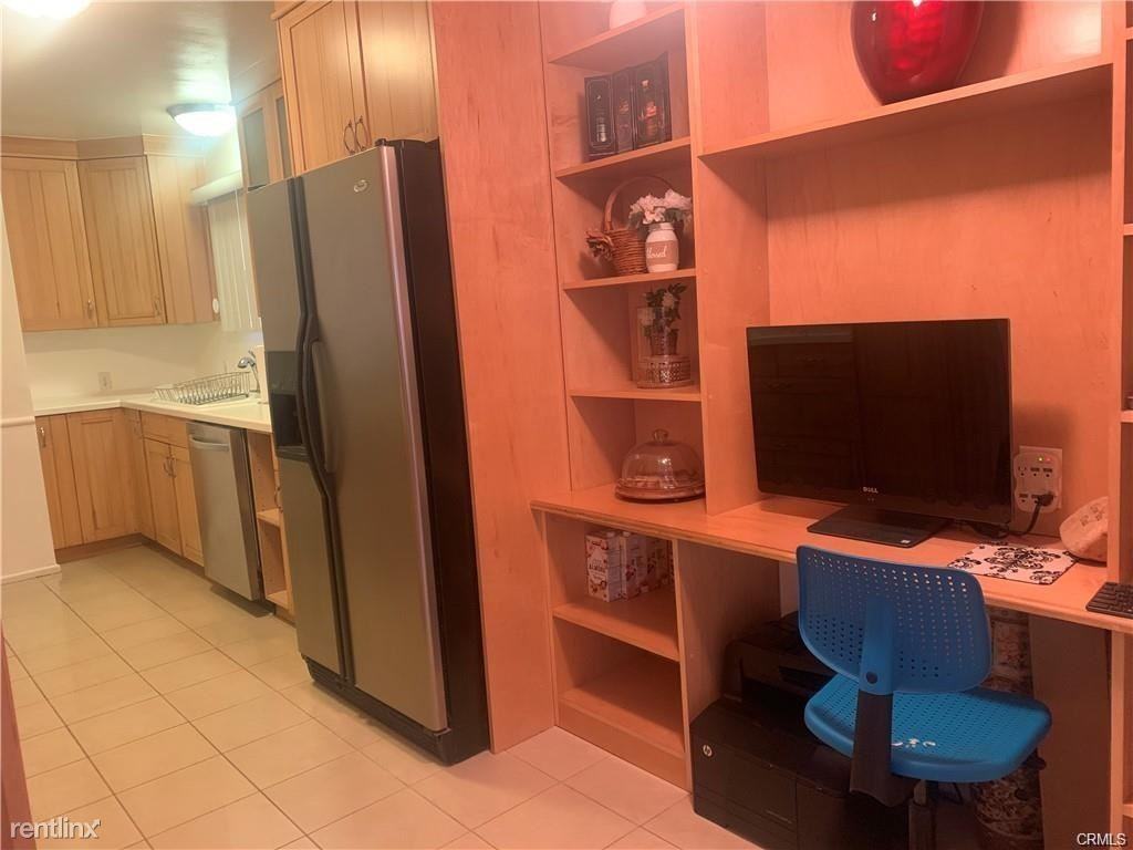 4633 W 191st St - Photo 3 of 7