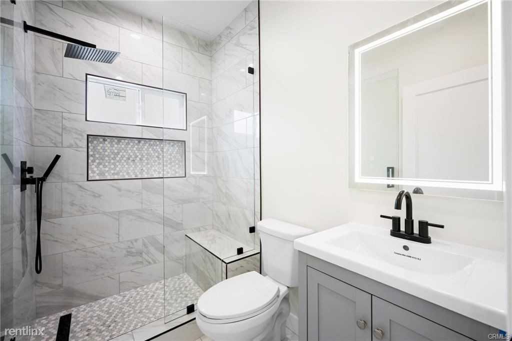 426 Western Ave #C - Photo 2 of 10