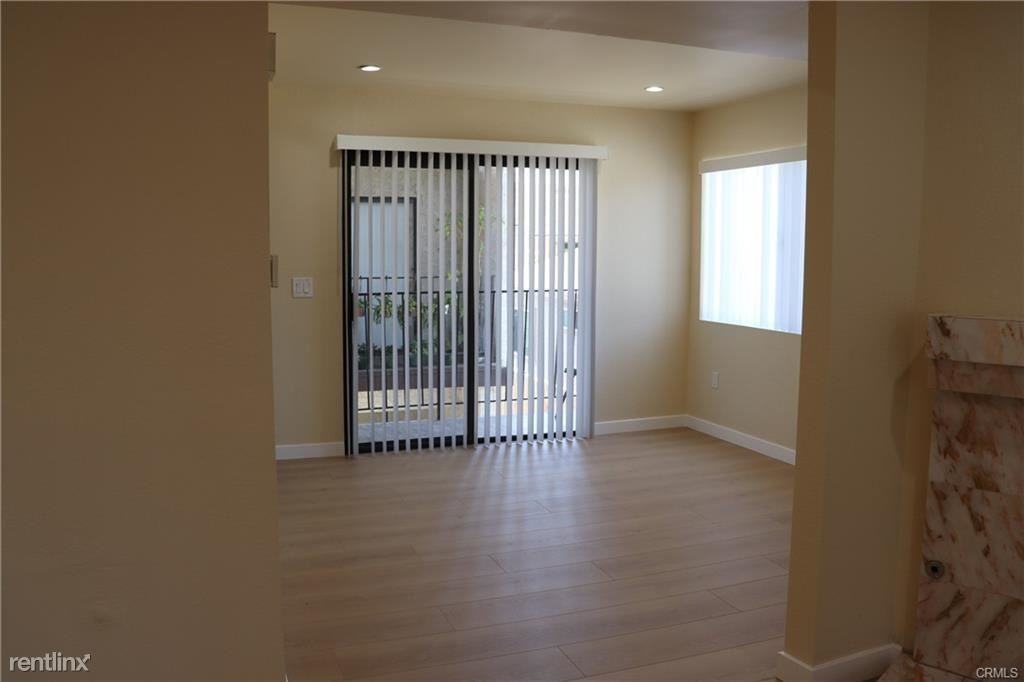 663 Alexander St #4 - Photo 2 of 11