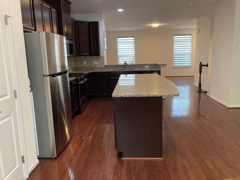227 W General Grey Ct - Photo 4 of 15