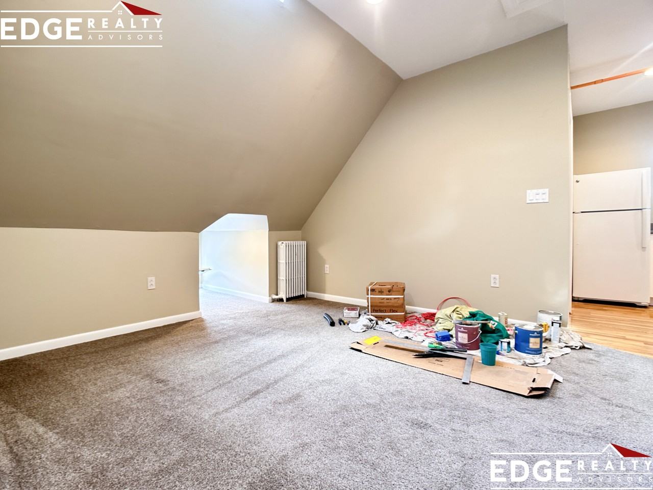 555 Washington St #3 - Photo 4 of 7