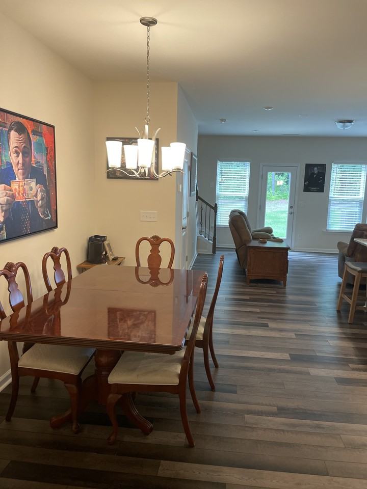 245 White Oak Ridge Dr - Photo 2 of 15