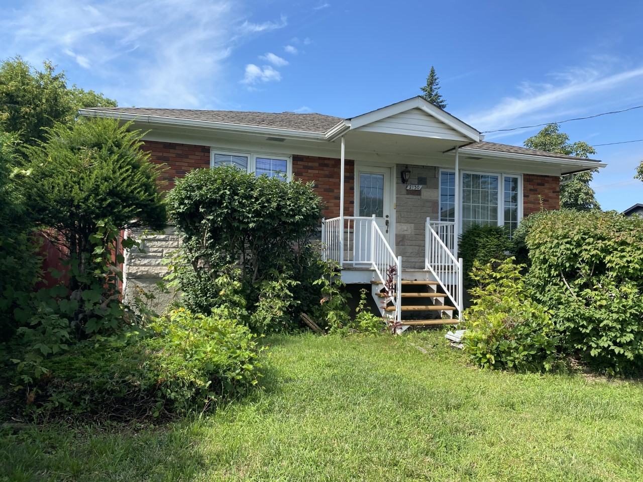 2130 Rue Arbour, Brossard, QC J4Z 3B8, CAN 2 unit Rentals Zumper