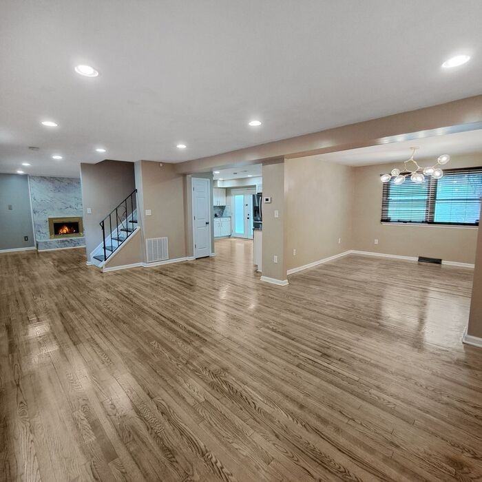 9502 Fairway Manor Ter - Photo 3 of 50