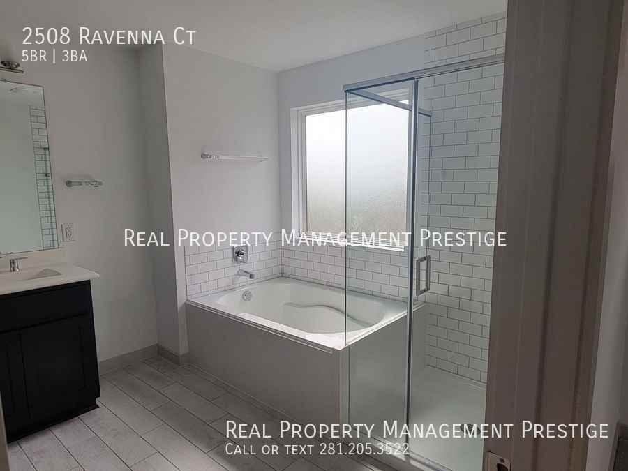 2508 Ravenna Ct - Photo 2 of 28