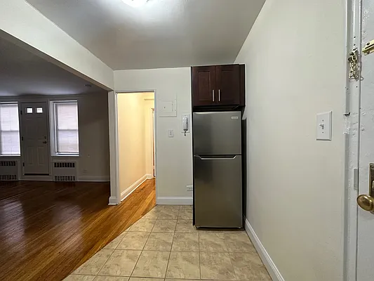 178 10 Wexford Terrace #10C - Photo 3 of 9