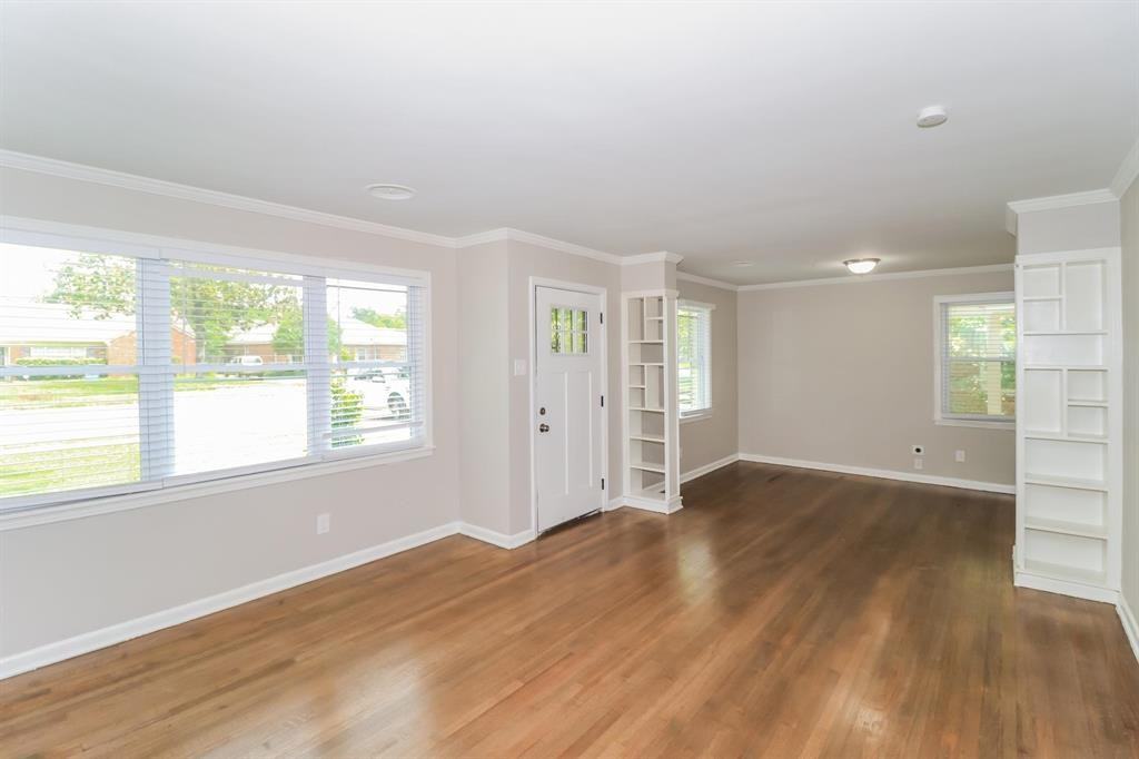 5113 Helene Rd #1 - Photo 3 of 12