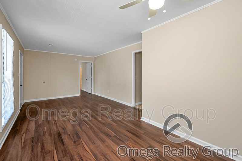 1505 7th Ave #18 - Photo 4 of 22