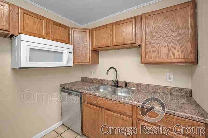 1505 7th Ave #18 - Photo 7 of 22