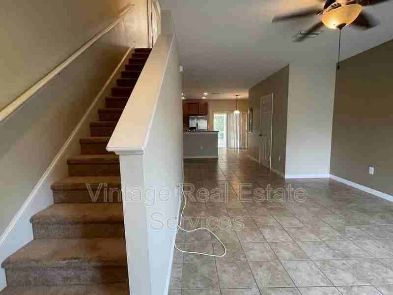 15942 Fishhawk View Dr - Photo 3 of 20