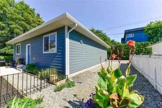 1927 Bowes Street - Photo 3 of 14