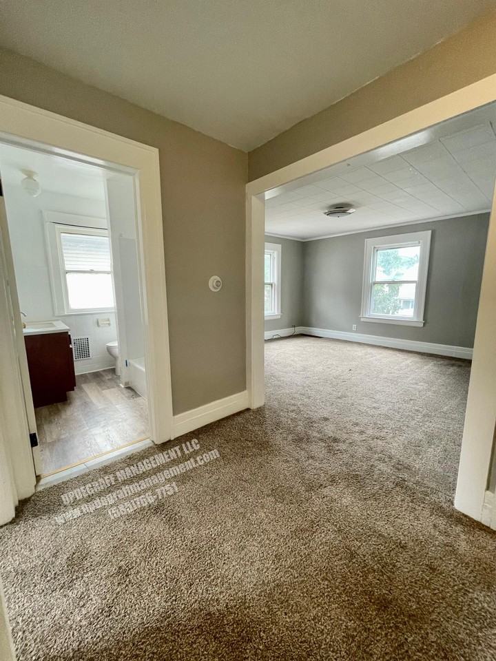 112 - 114 Kislingbury Street - 114 #114 - Photo 5 of 10