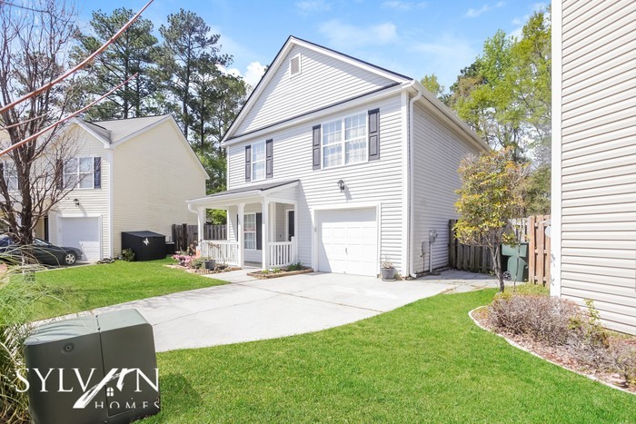 29 Wild Iris Ct - Photo 2 of 15