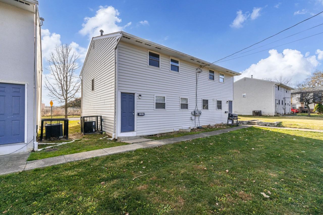 1654 E 25th Ave #1654 - Photo 2 of 10