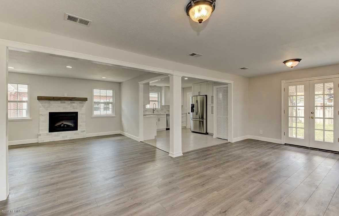 1111 Colombo St #NA - Photo 2 of 16