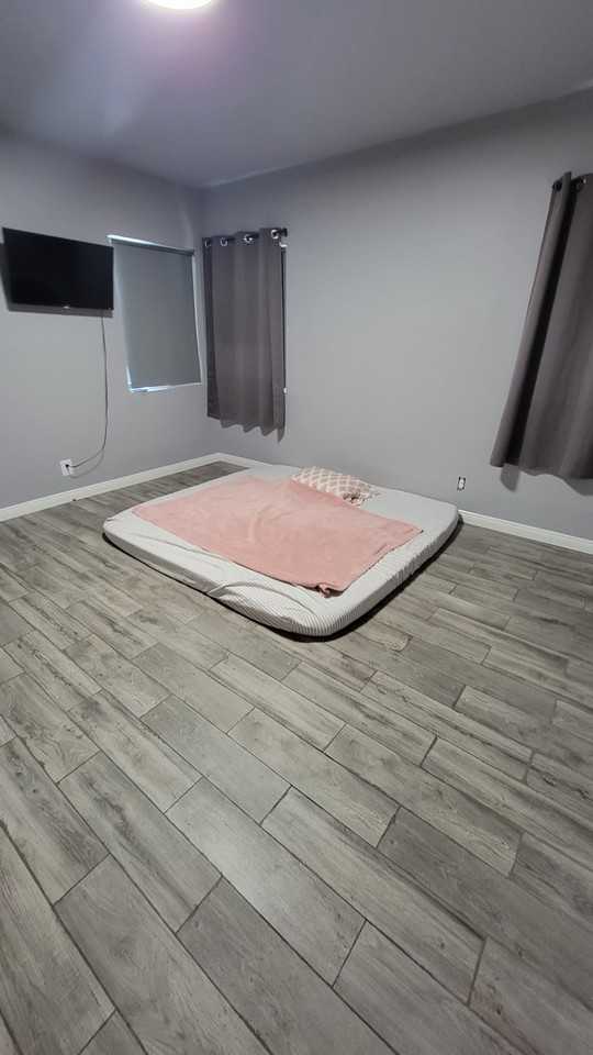 1039 W Mcfadden Ave #NA - Photo 3 of 10