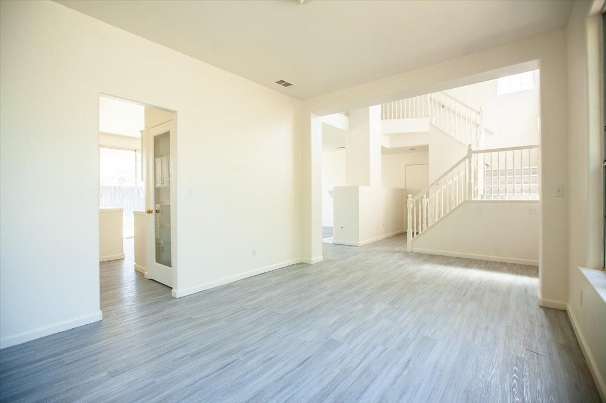 2483 S Summerfield Ln #NA - Photo 3 of 17