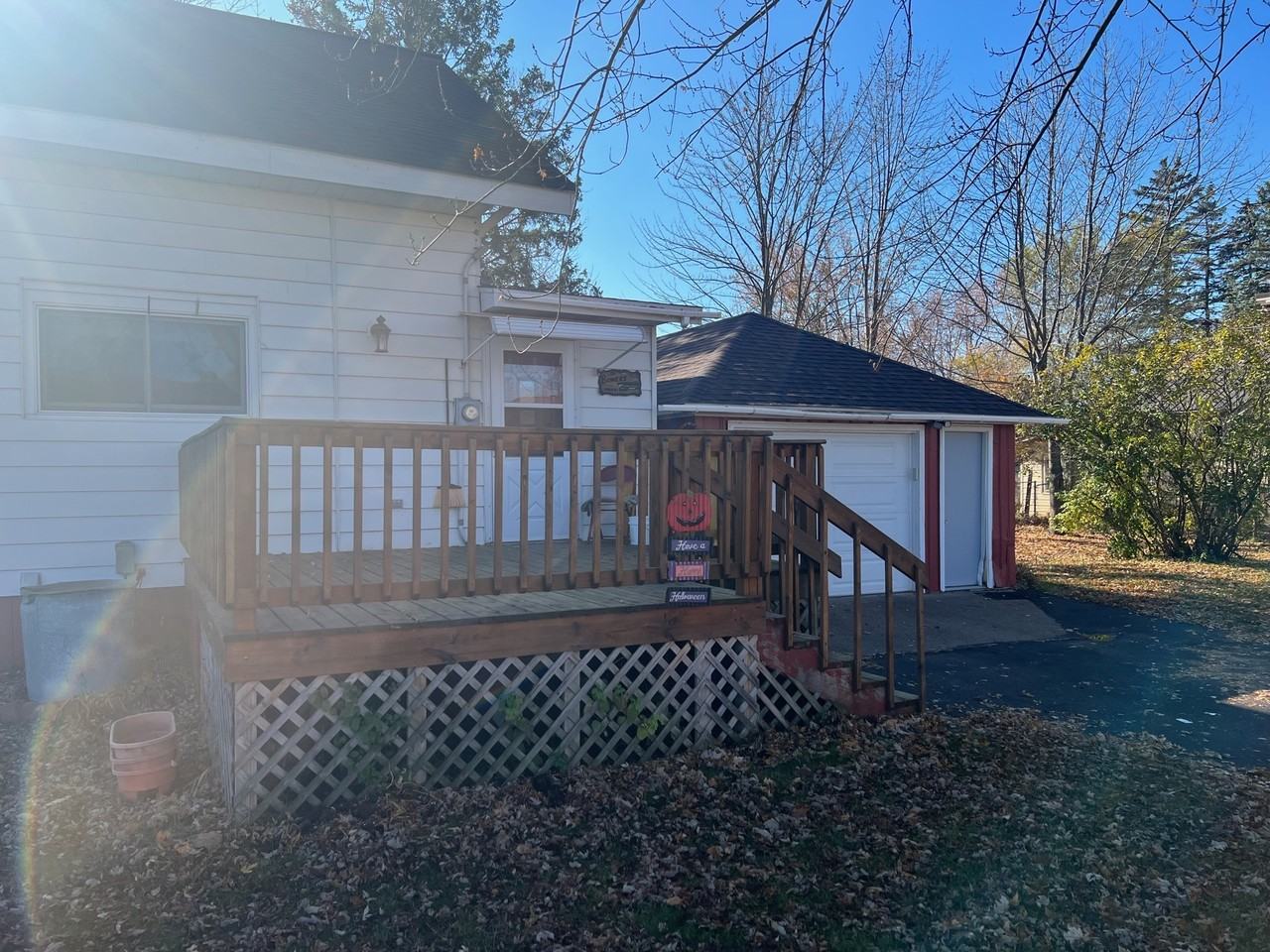 725 3rd St #NA - Photo 2 of 11